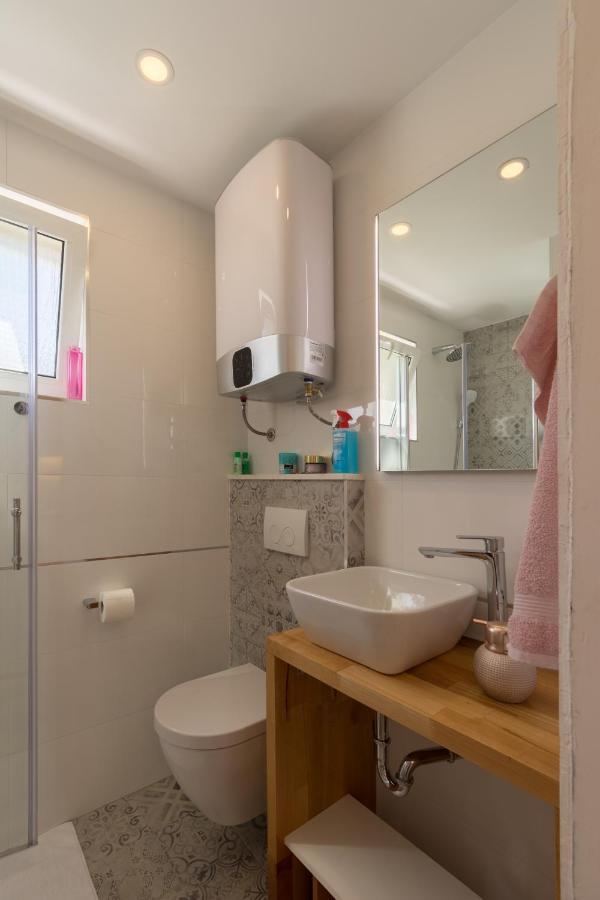 Rokovaca Apartment Skradin Exterior foto